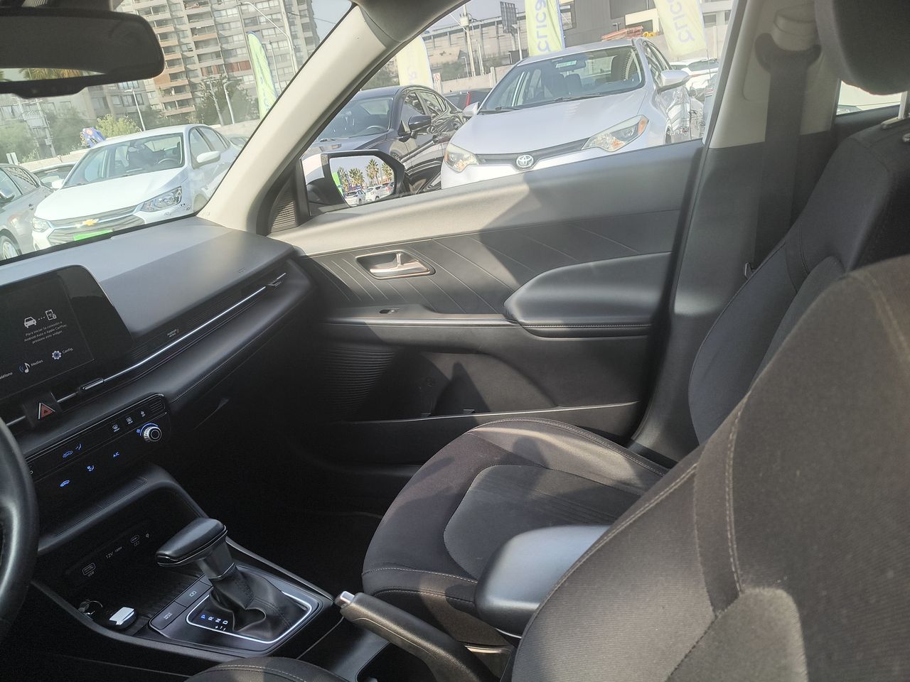 HYUNDAI - 2