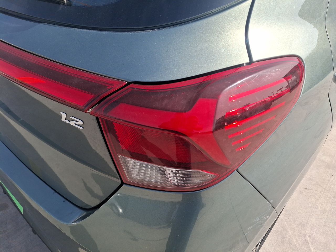 HYUNDAI - 19