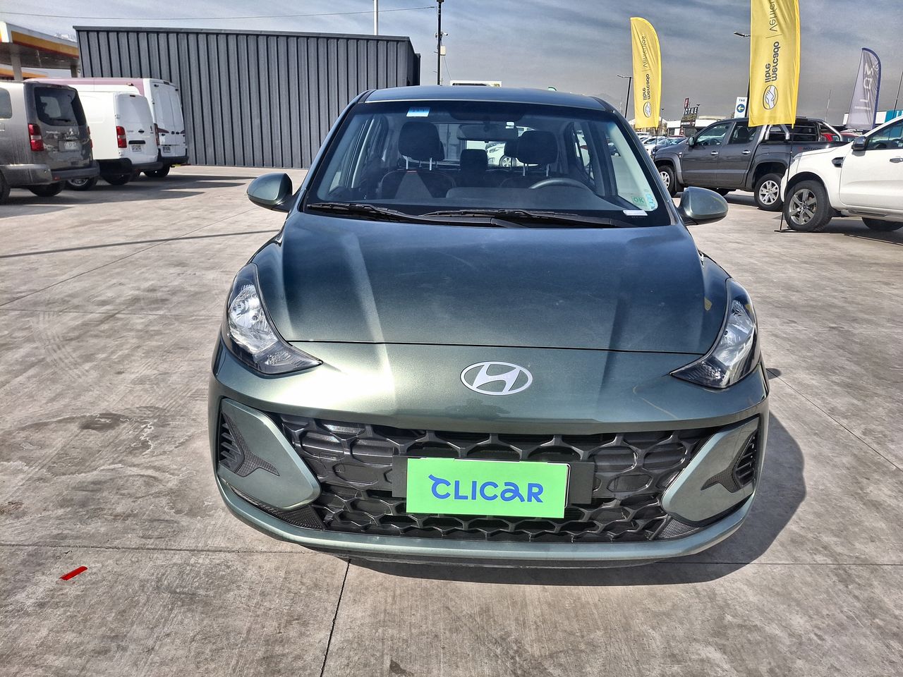 HYUNDAI - 2