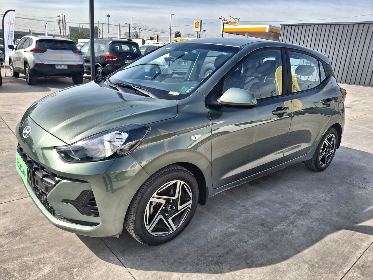 HYUNDAI - 3