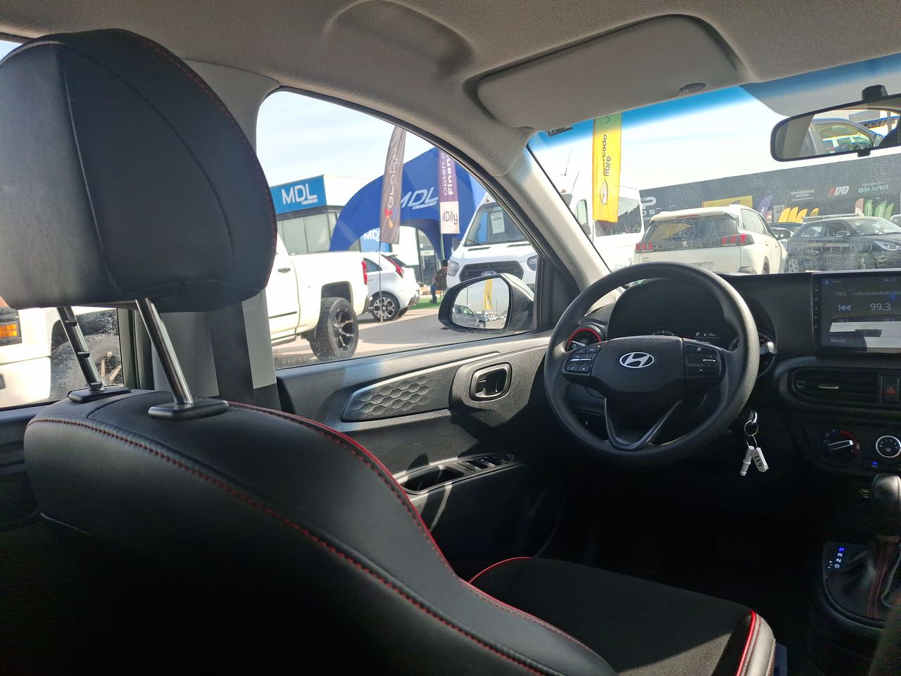 HYUNDAI - 16