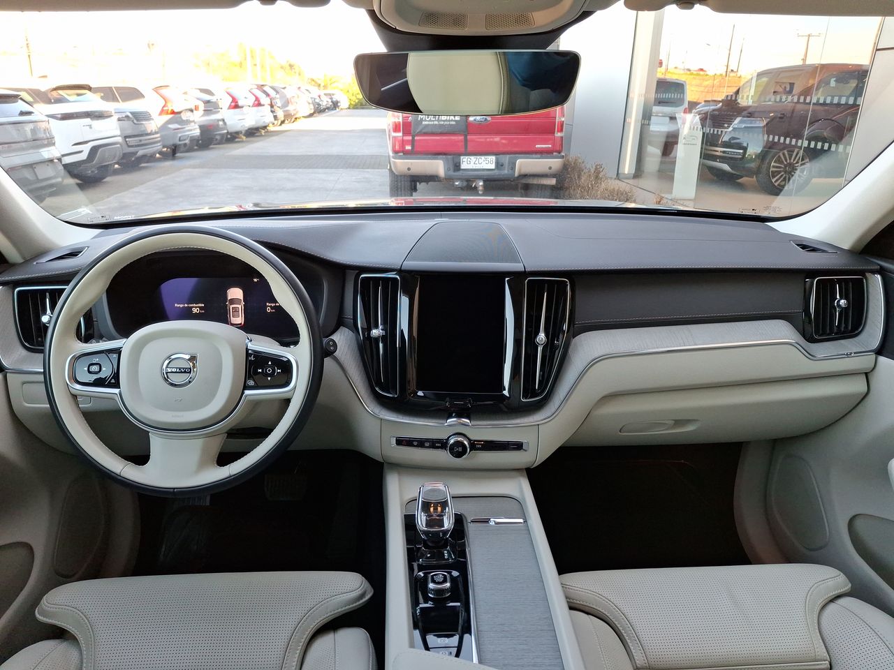 VOLVO - 32