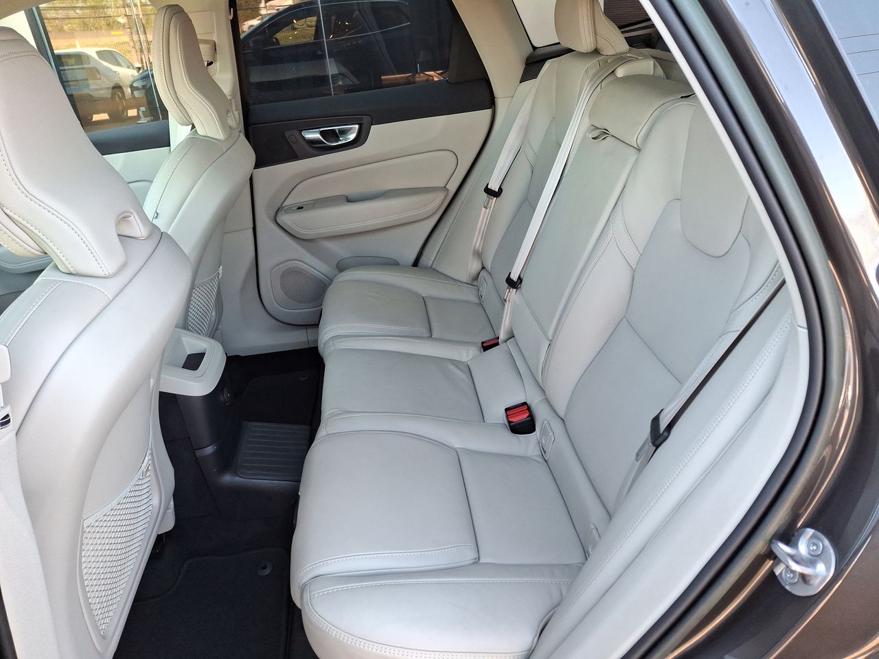 VOLVO - 35