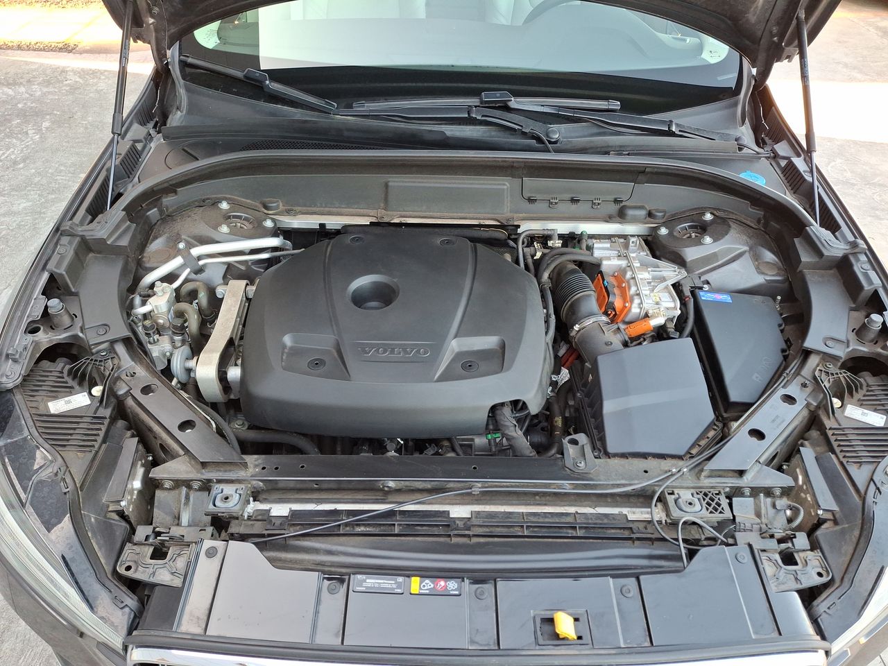 VOLVO - 18