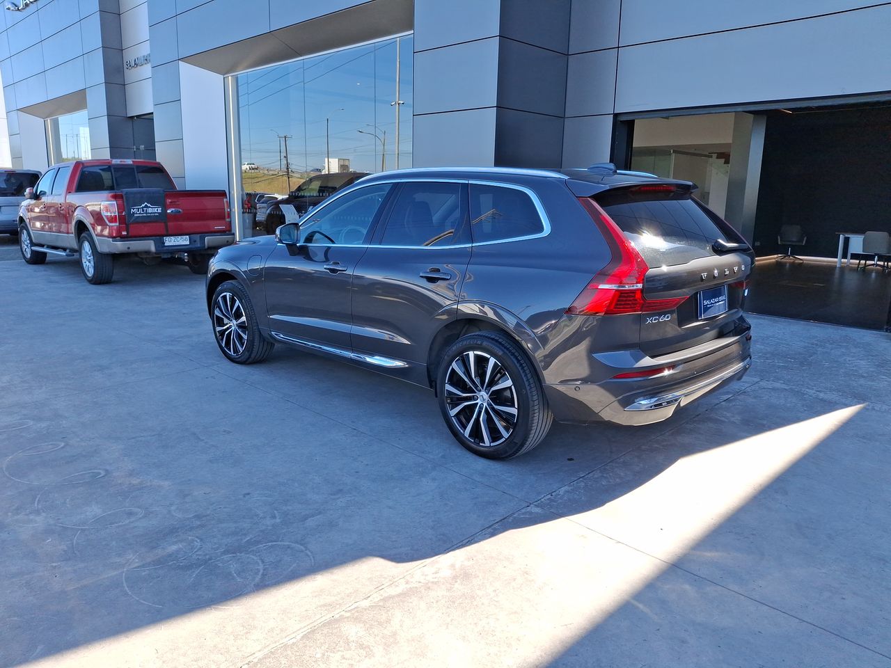 VOLVO - 6