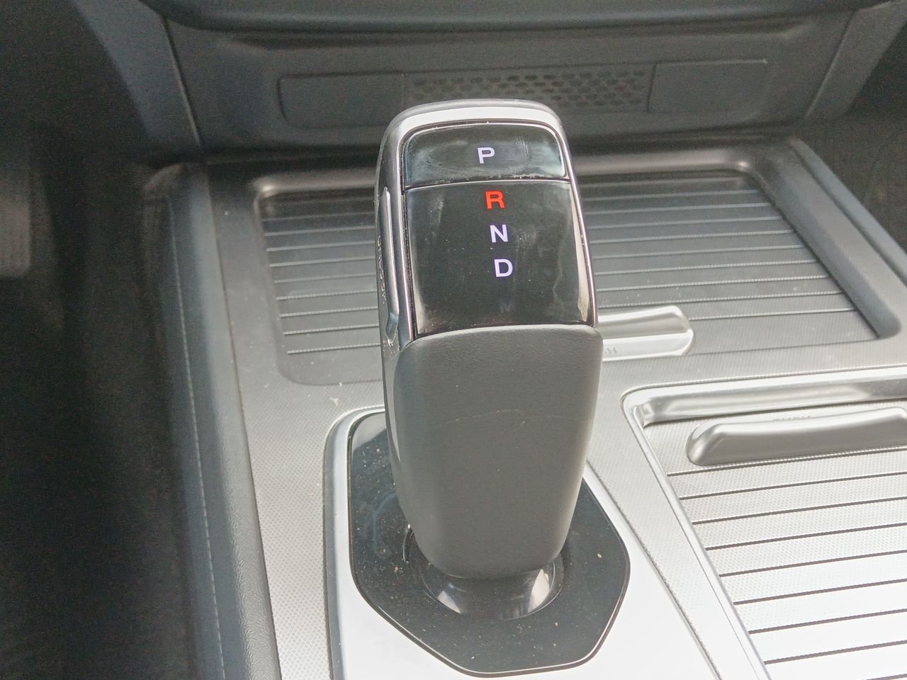 SSANGYONG - 28