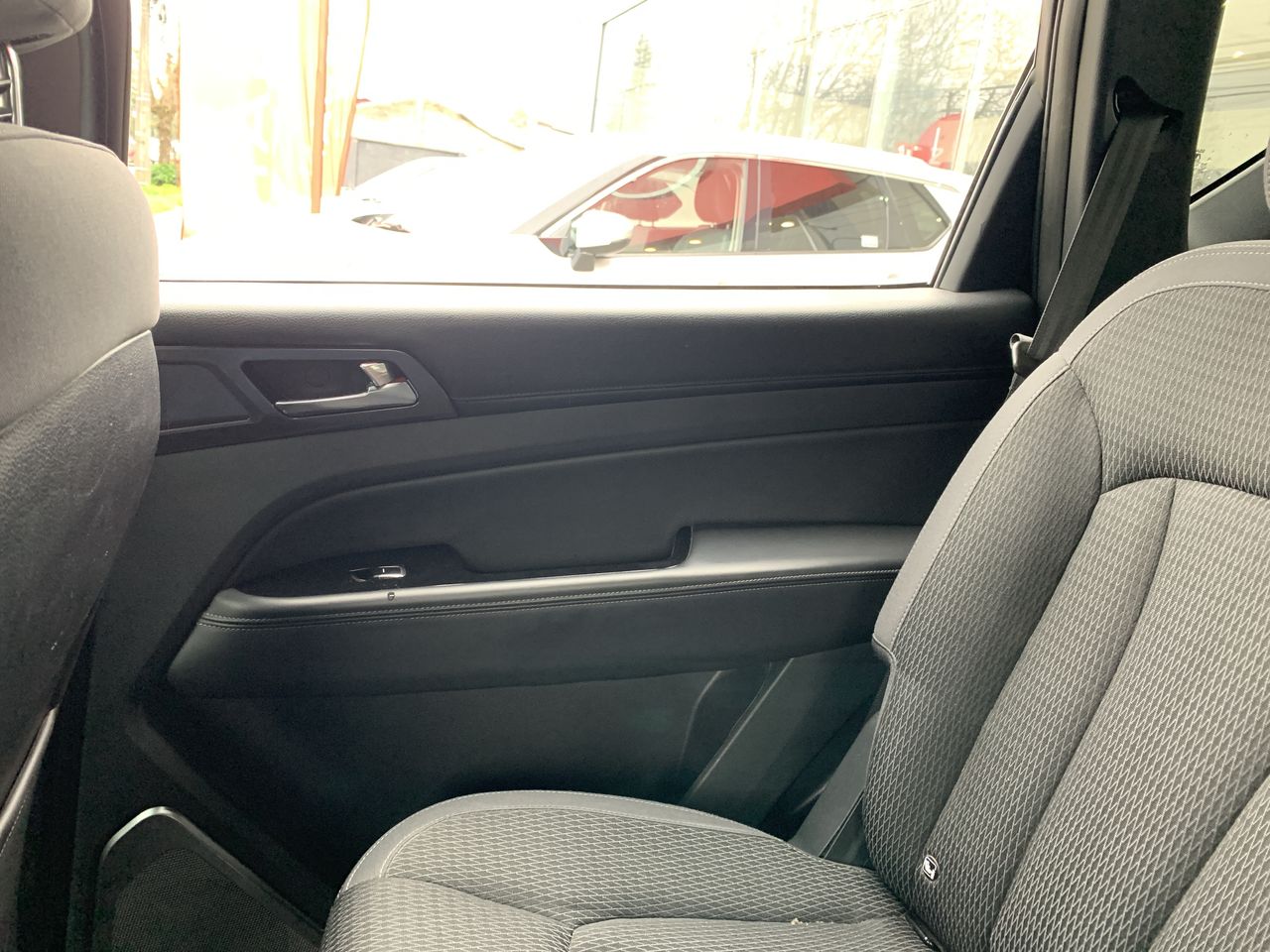 SSANGYONG - 12