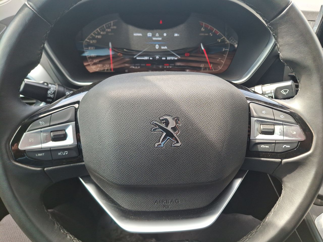 PEUGEOT - 23