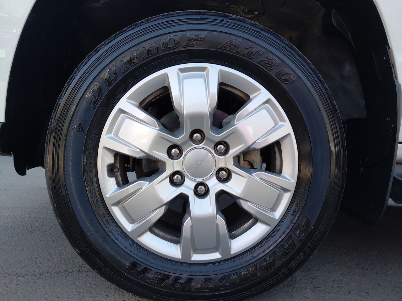 Maxus T60 — foto 16 de 35