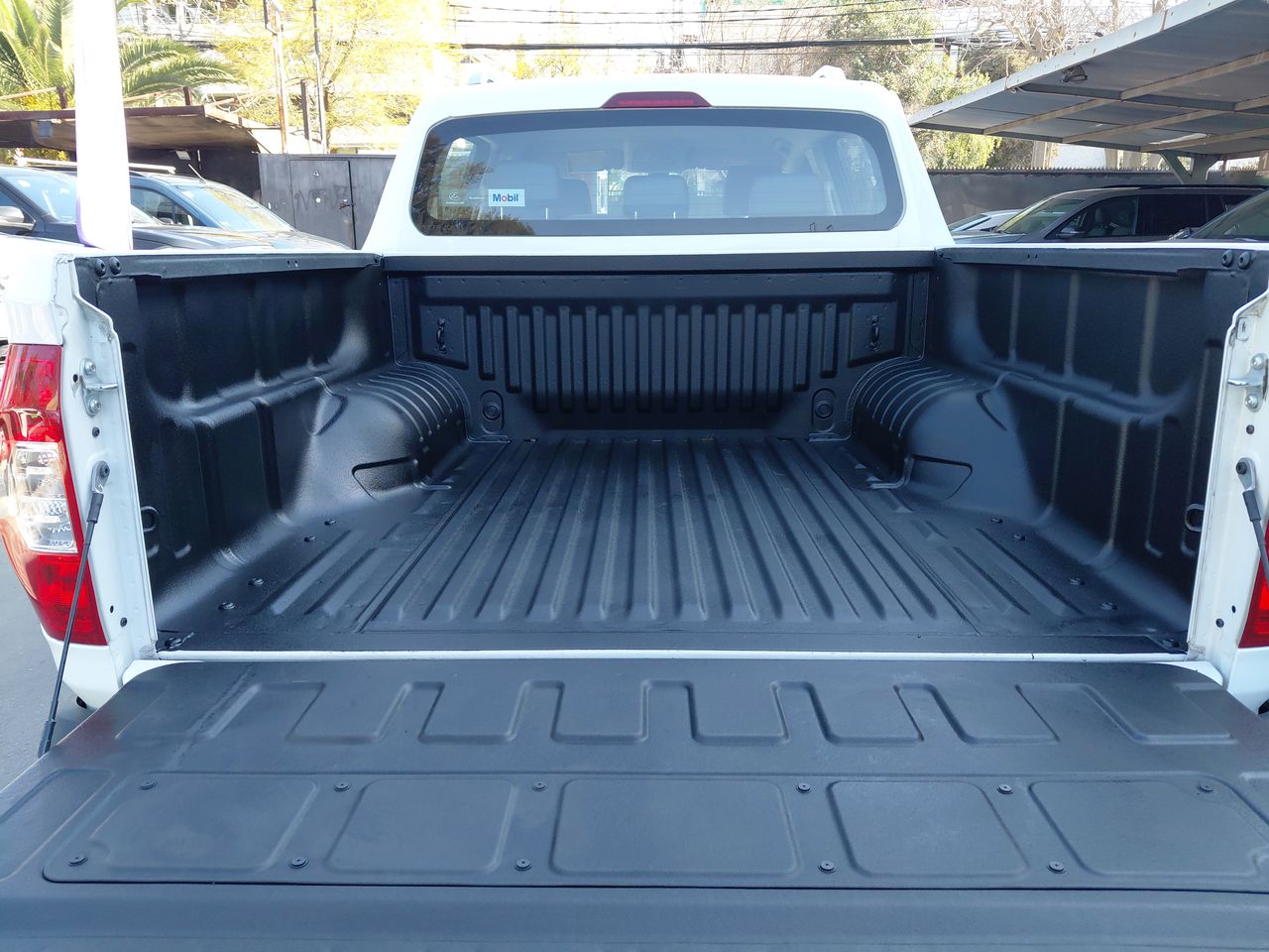 Maxus T60 — foto 21 de 35