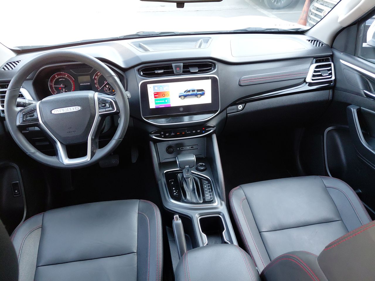 Maxus T60 — foto 10 de 35