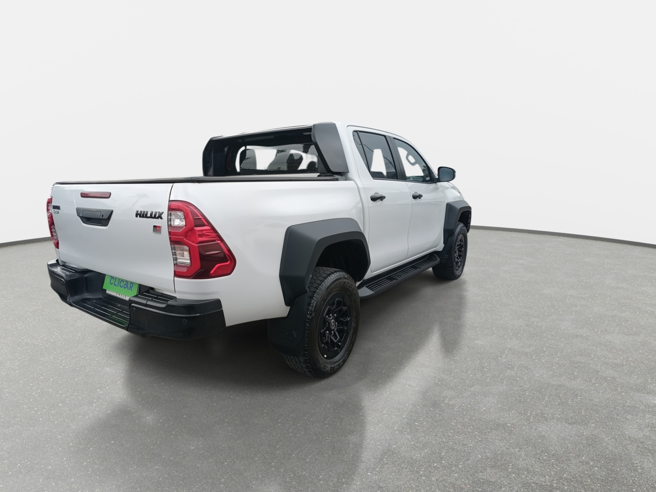 Toyota Hilux — foto 8 de 34