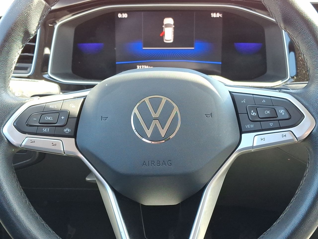 VOLKSWAGEN - 16