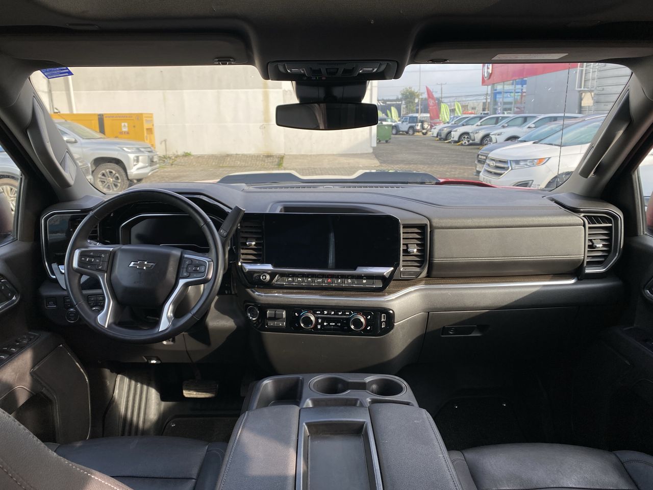 Chevrolet Silverado — foto 26 de 29