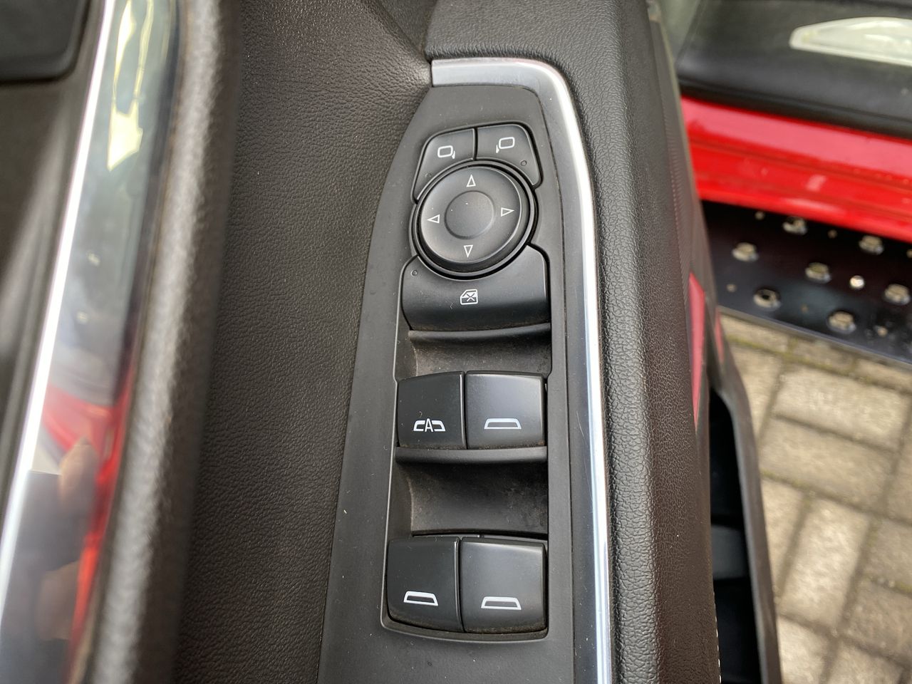 Chevrolet Silverado — foto 16 de 29