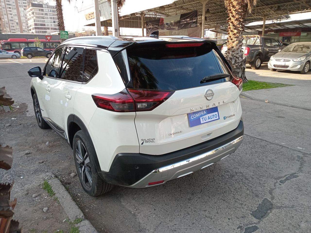 NISSAN - 5