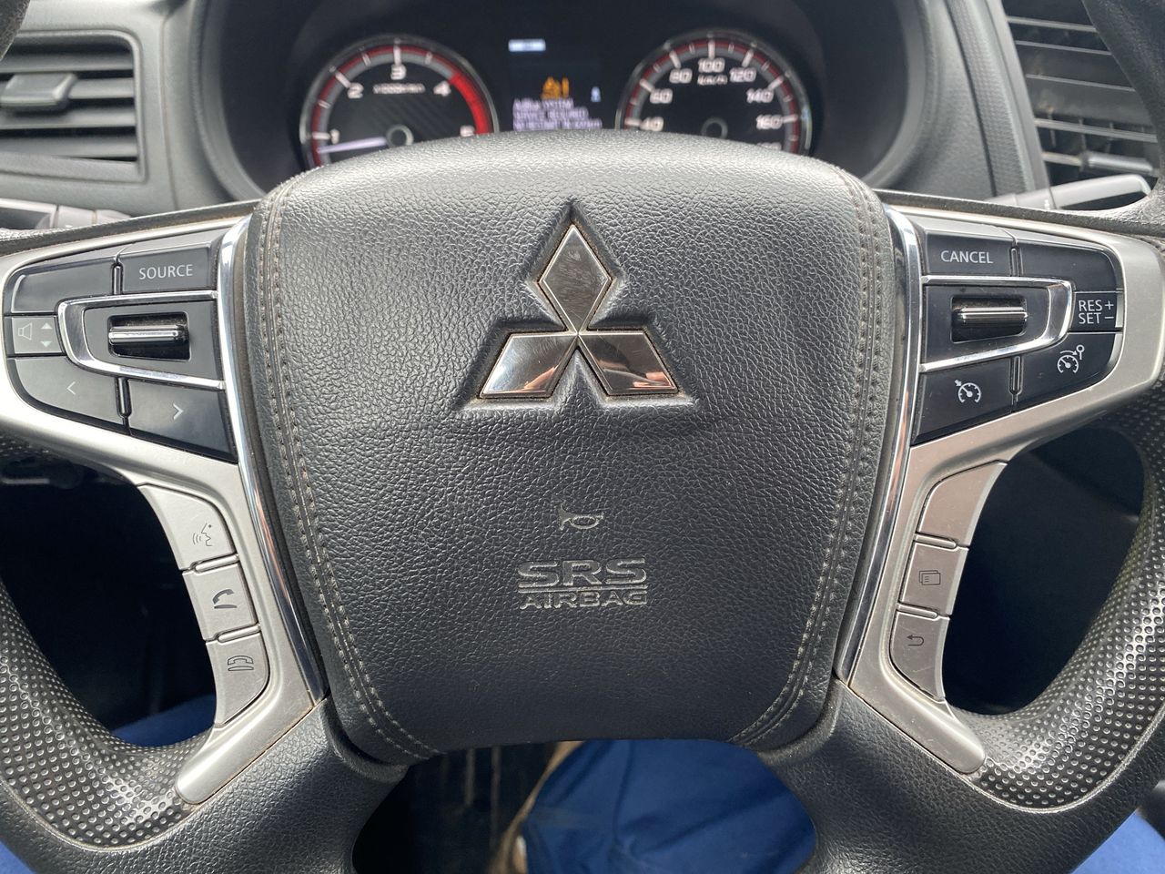 MITSUBISHI - 25