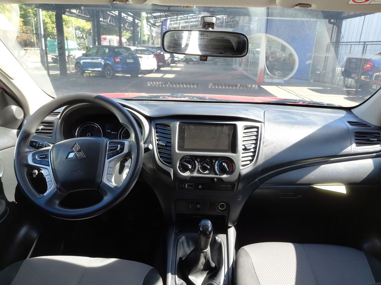 MITSUBISHI - 9