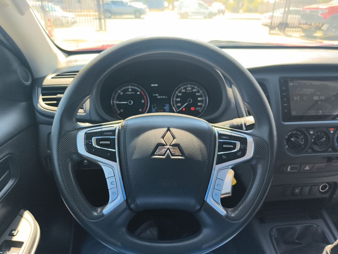 MITSUBISHI - 23