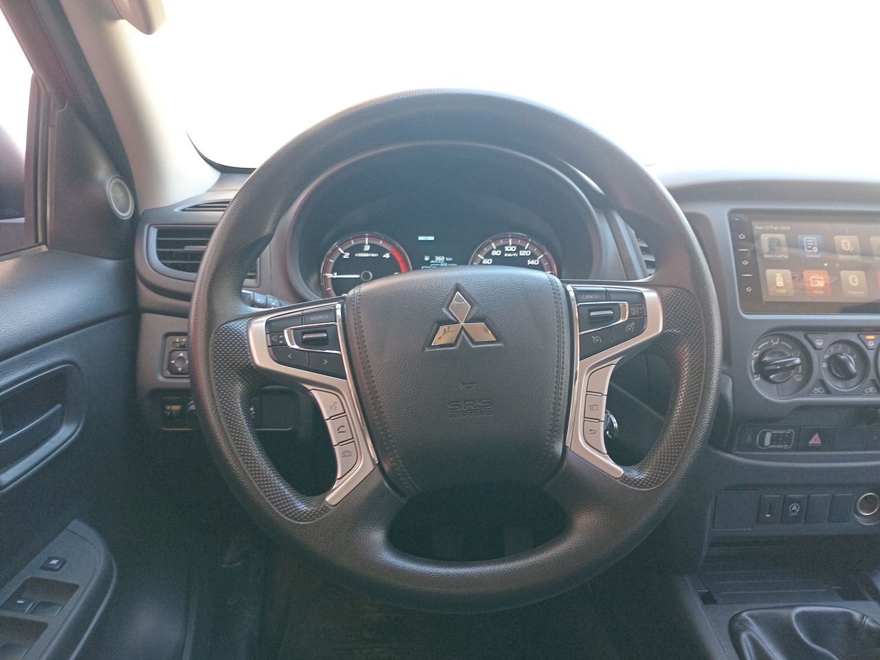MITSUBISHI - 23