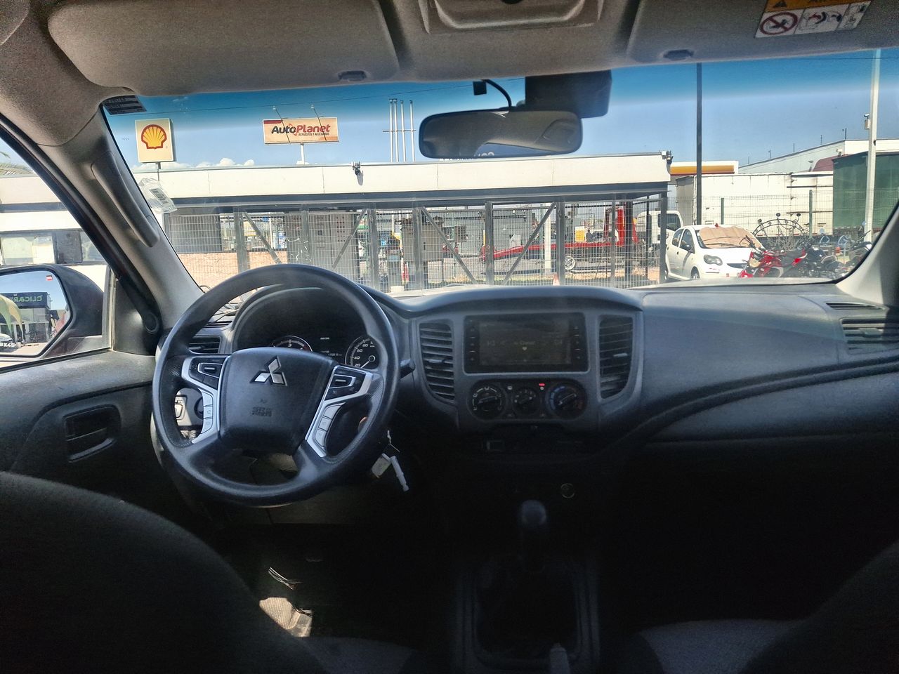 MITSUBISHI - 9
