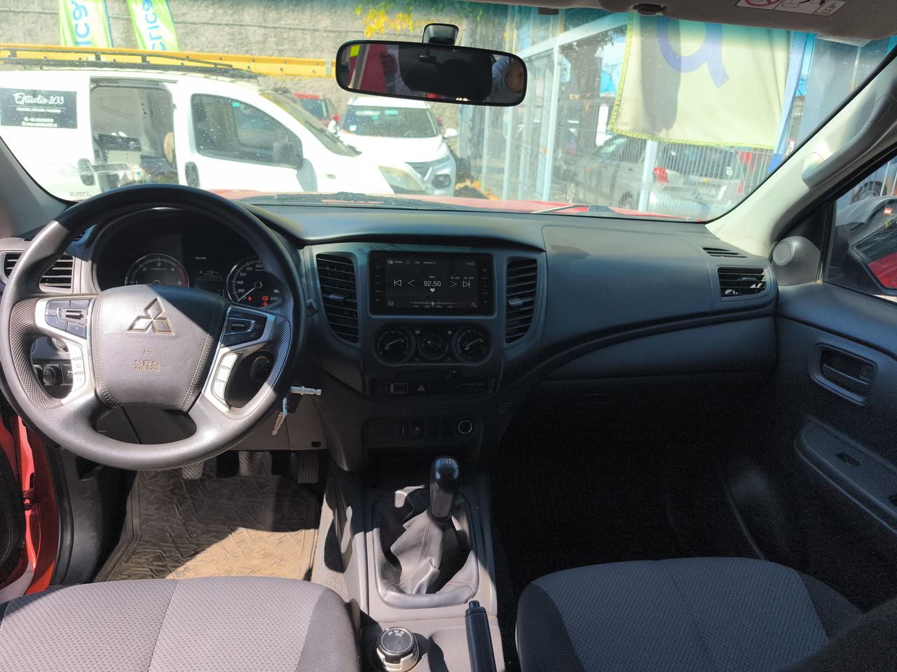 MITSUBISHI - 29