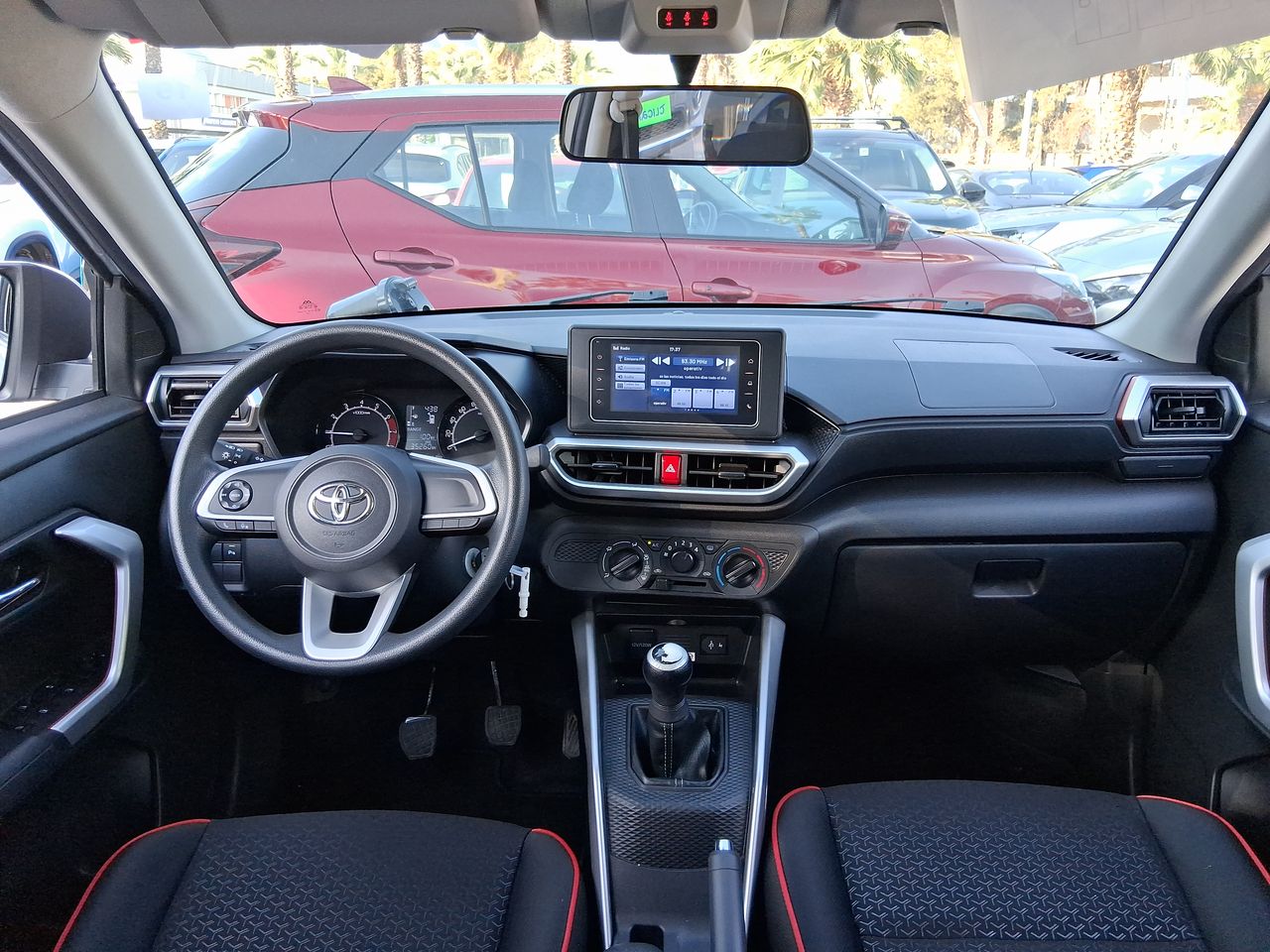 TOYOTA - 28