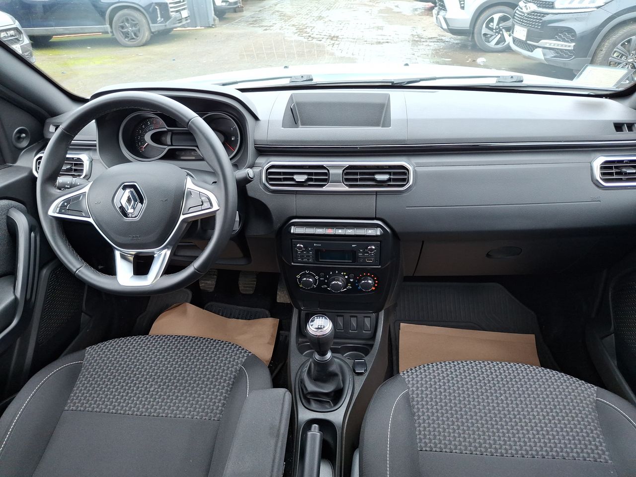RENAULT - 5