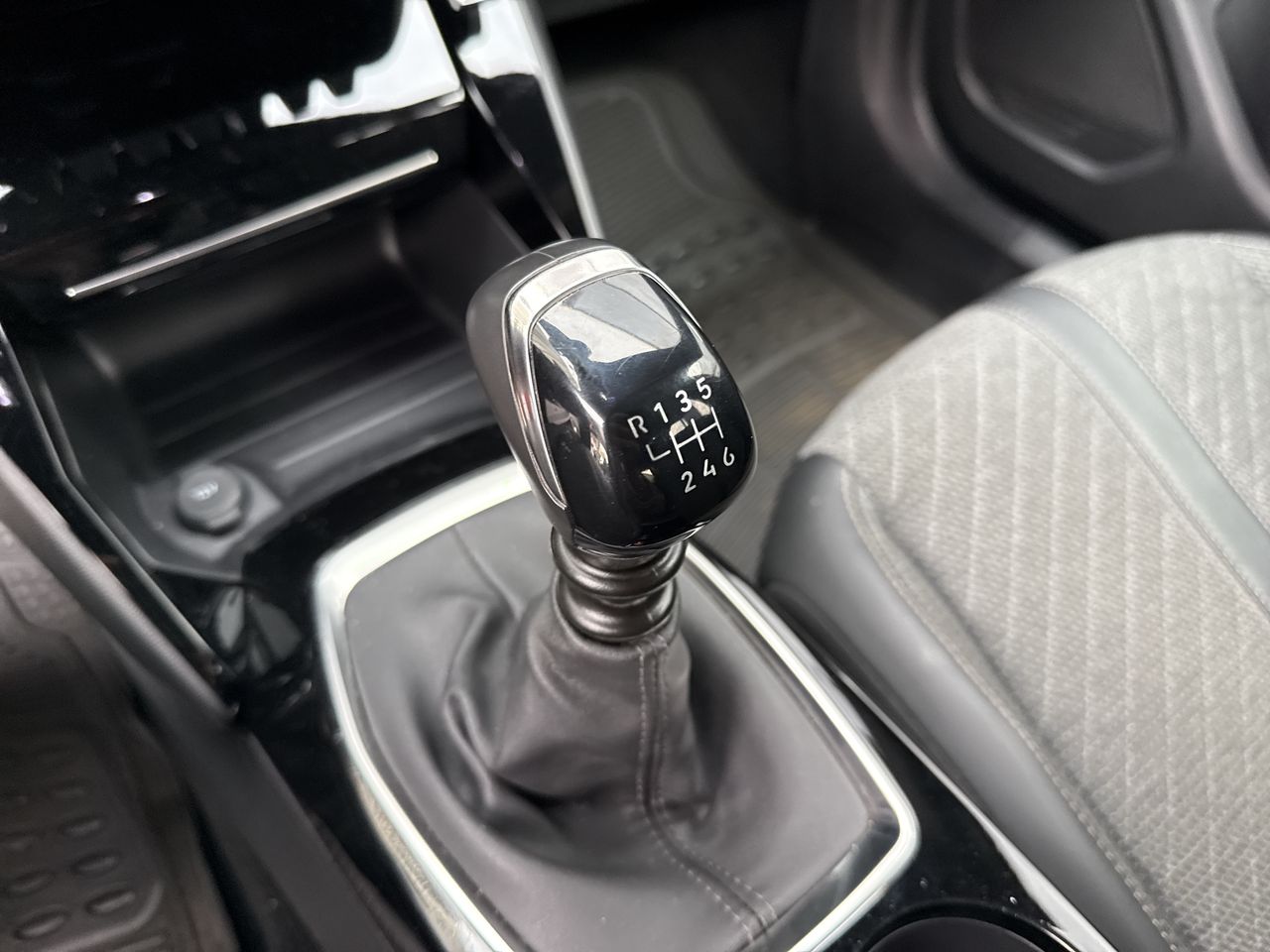 PEUGEOT - 30