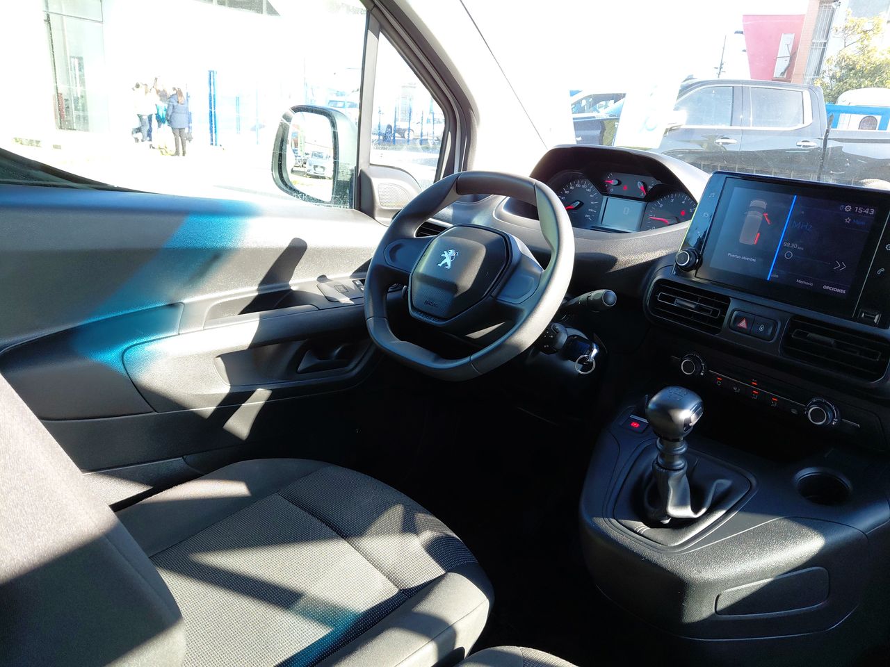 PEUGEOT - 6