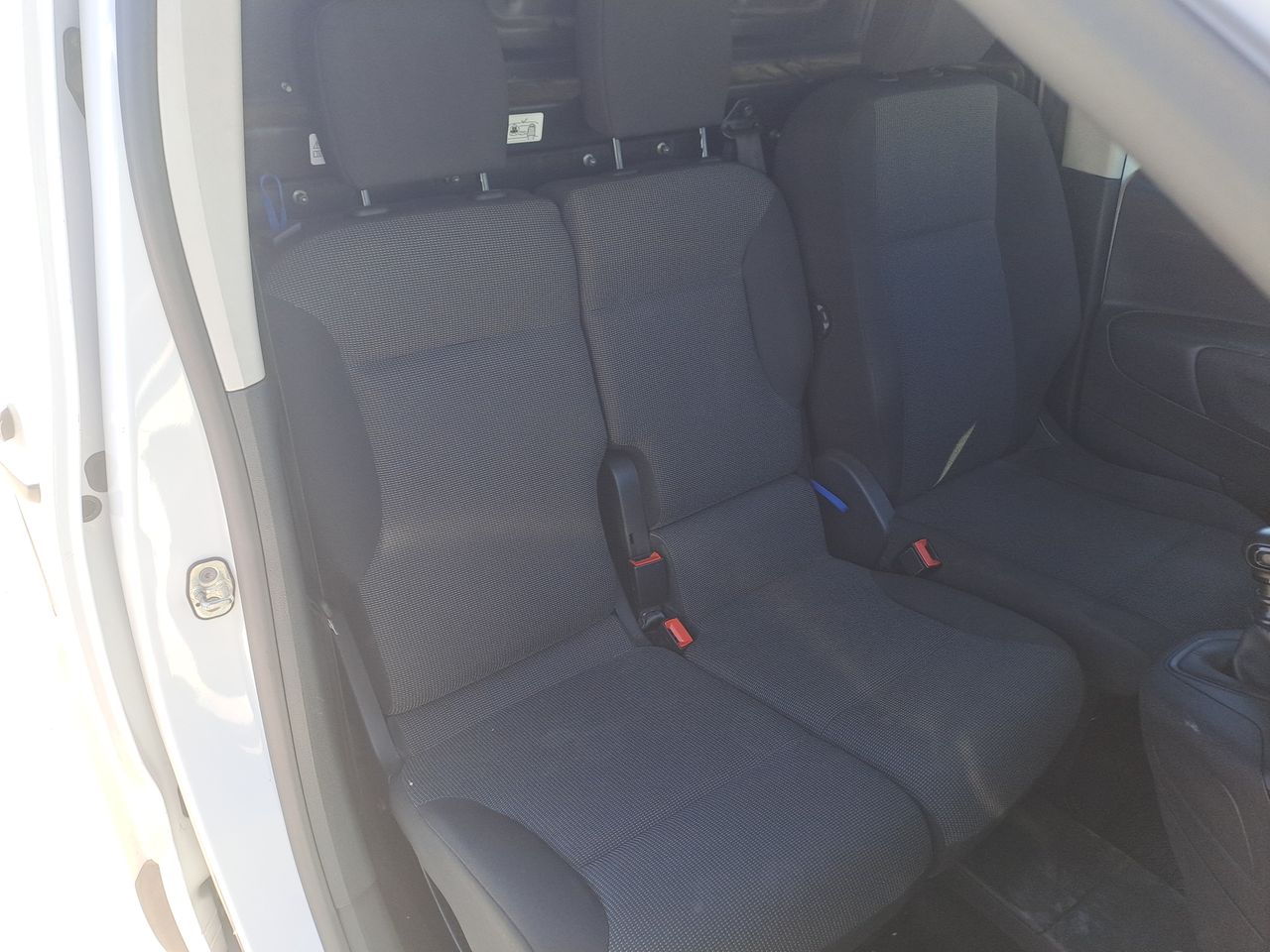 Peugeot Partner — foto 26 de 26