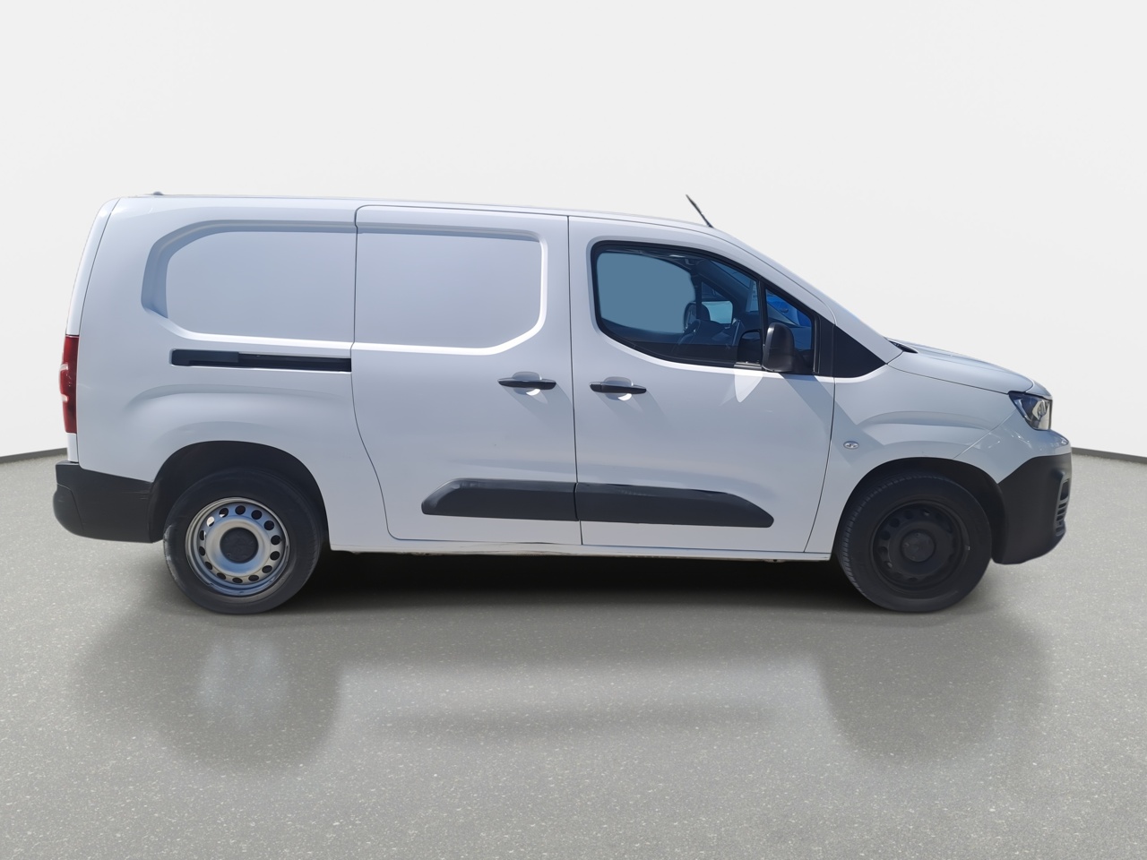 Peugeot Partner — foto 9 de 26
