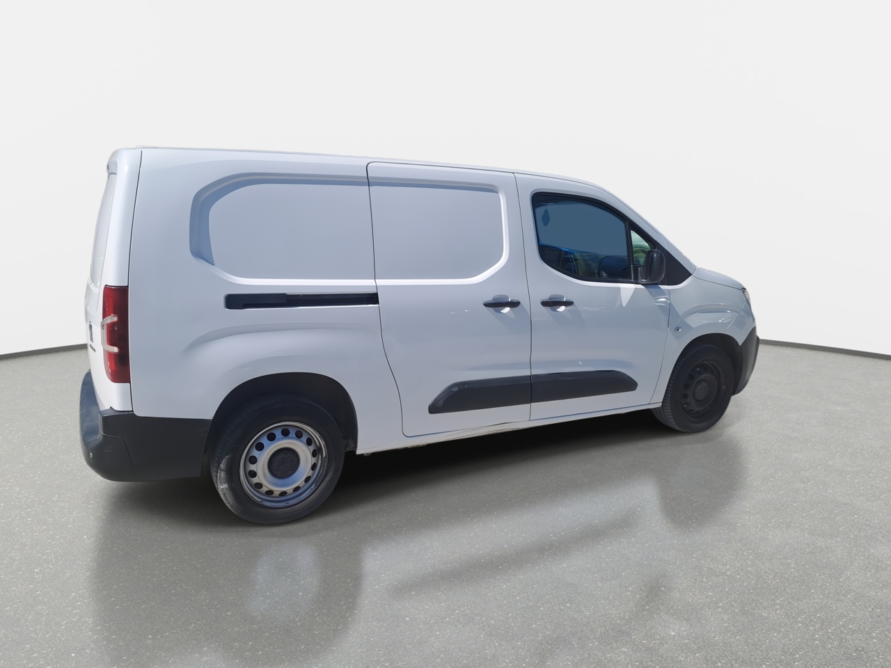 Peugeot Partner — foto 8 de 26