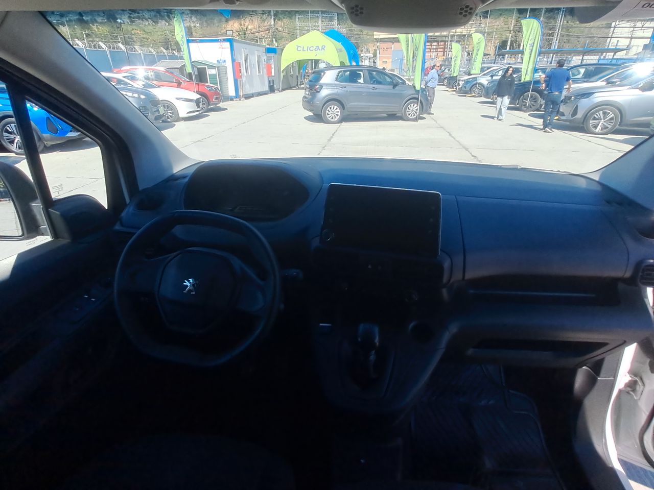 Peugeot Partner — foto 10 de 26