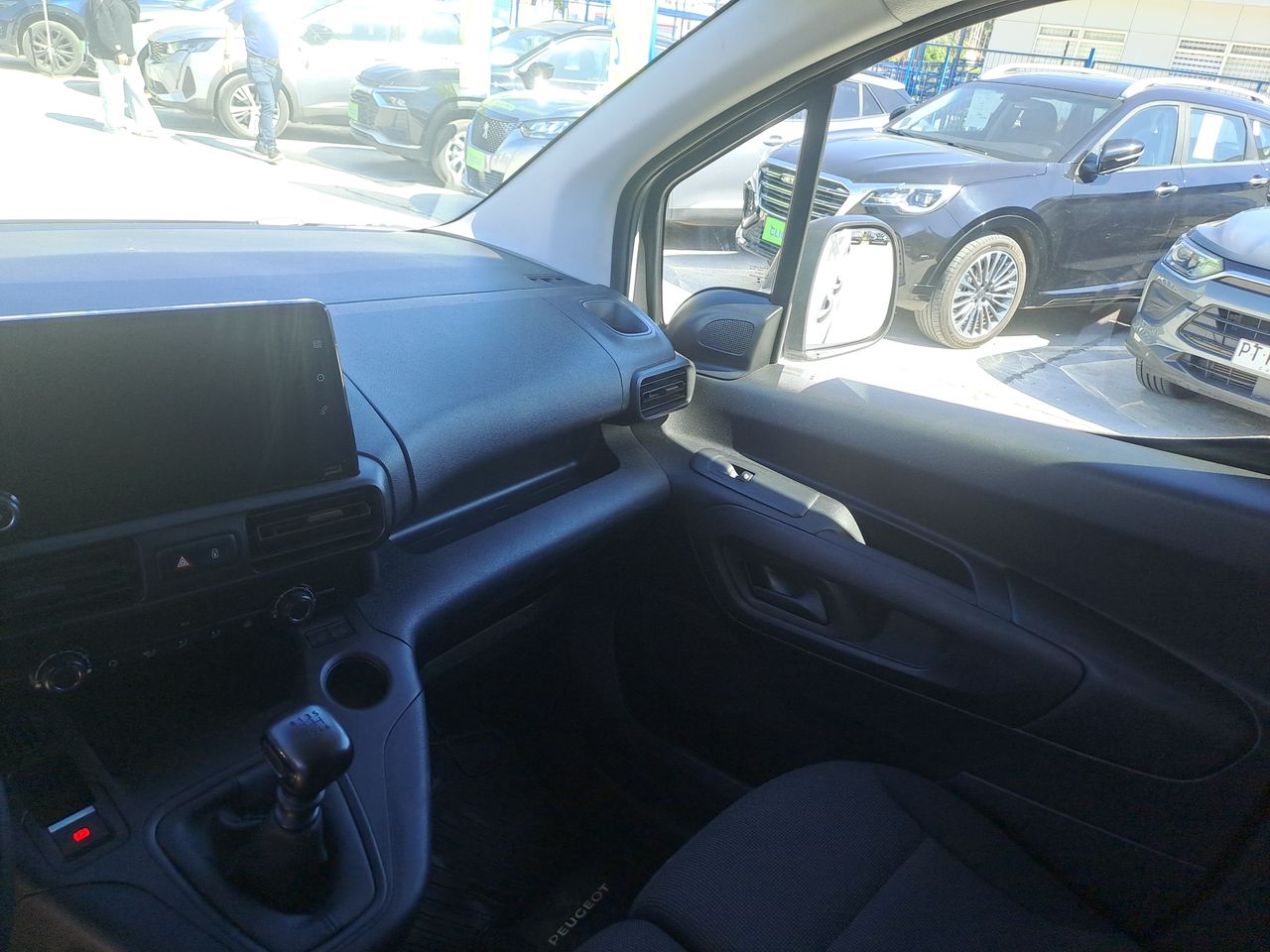 Peugeot Partner — foto 11 de 26