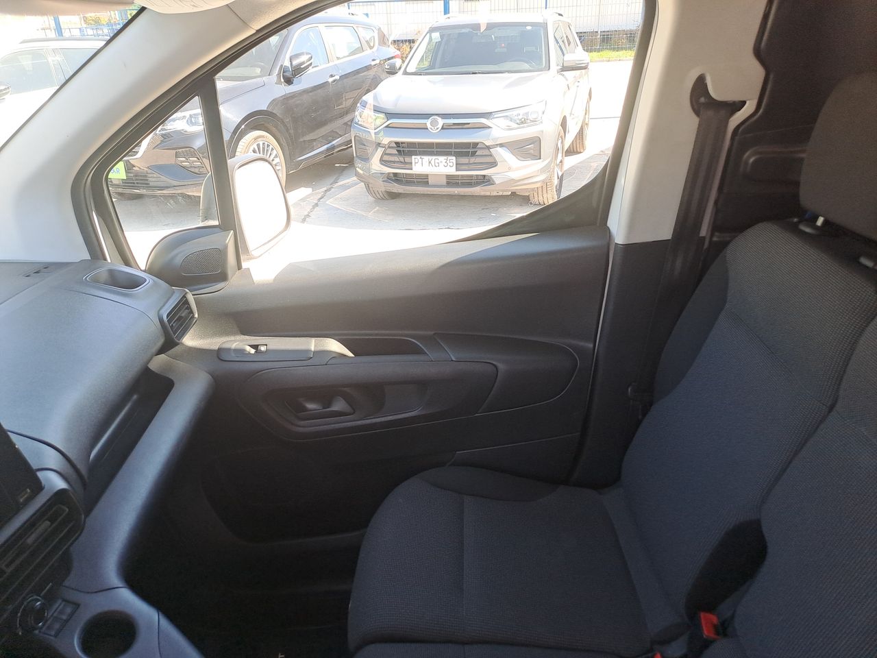 Peugeot Partner — foto 12 de 26