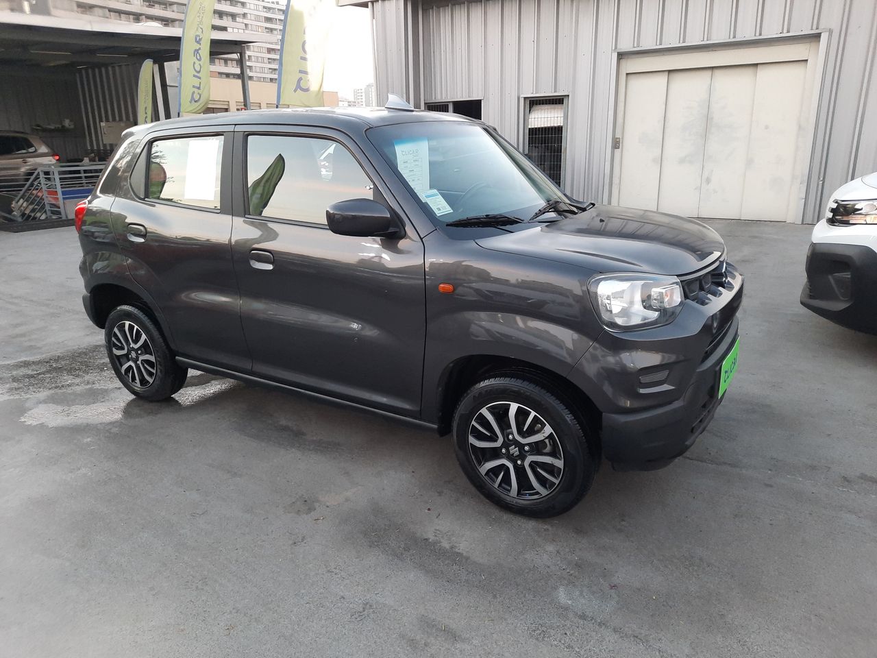 SUZUKI - 1