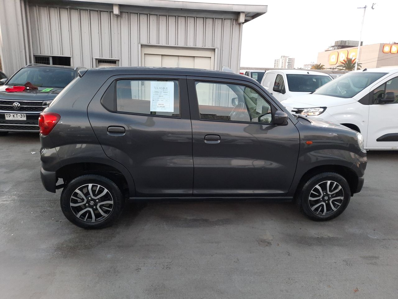 SUZUKI - 8