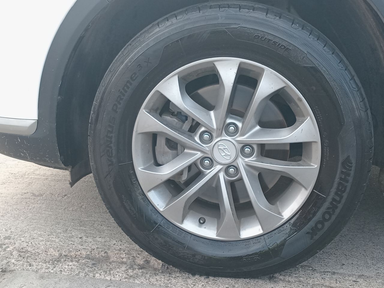 HYUNDAI - 7