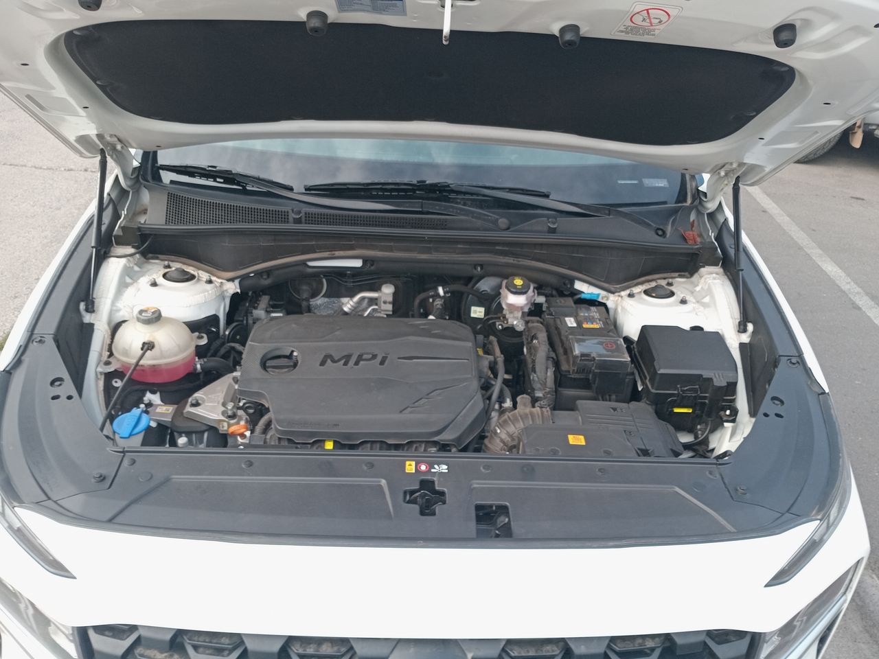 HYUNDAI - 8