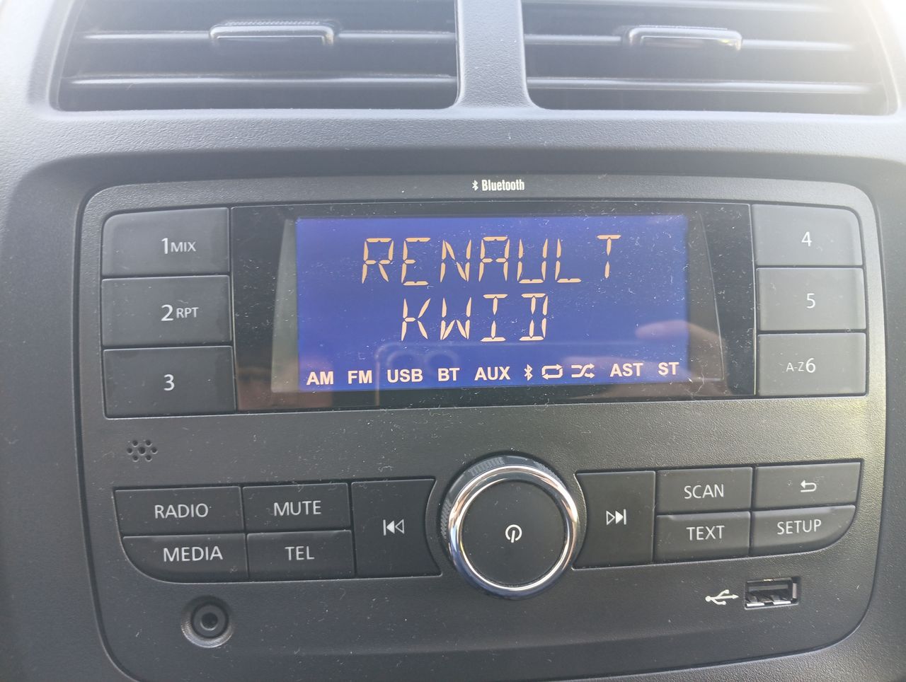 RENAULT - 20