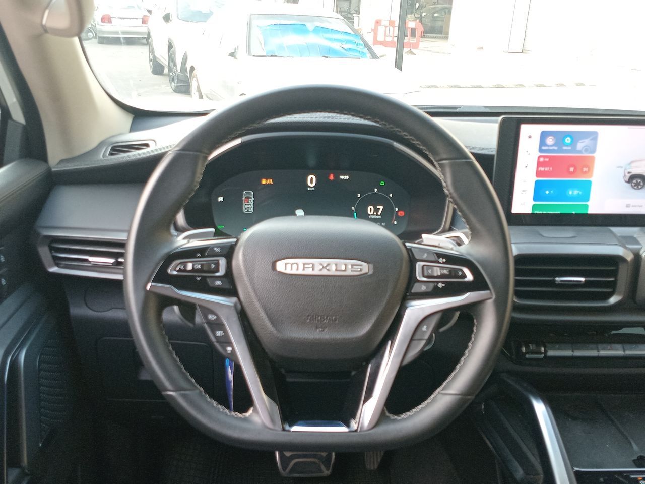 MAXUS - 16