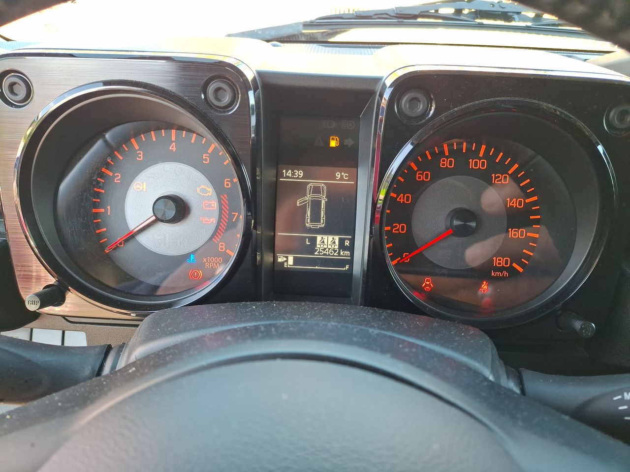 SUZUKI - 18