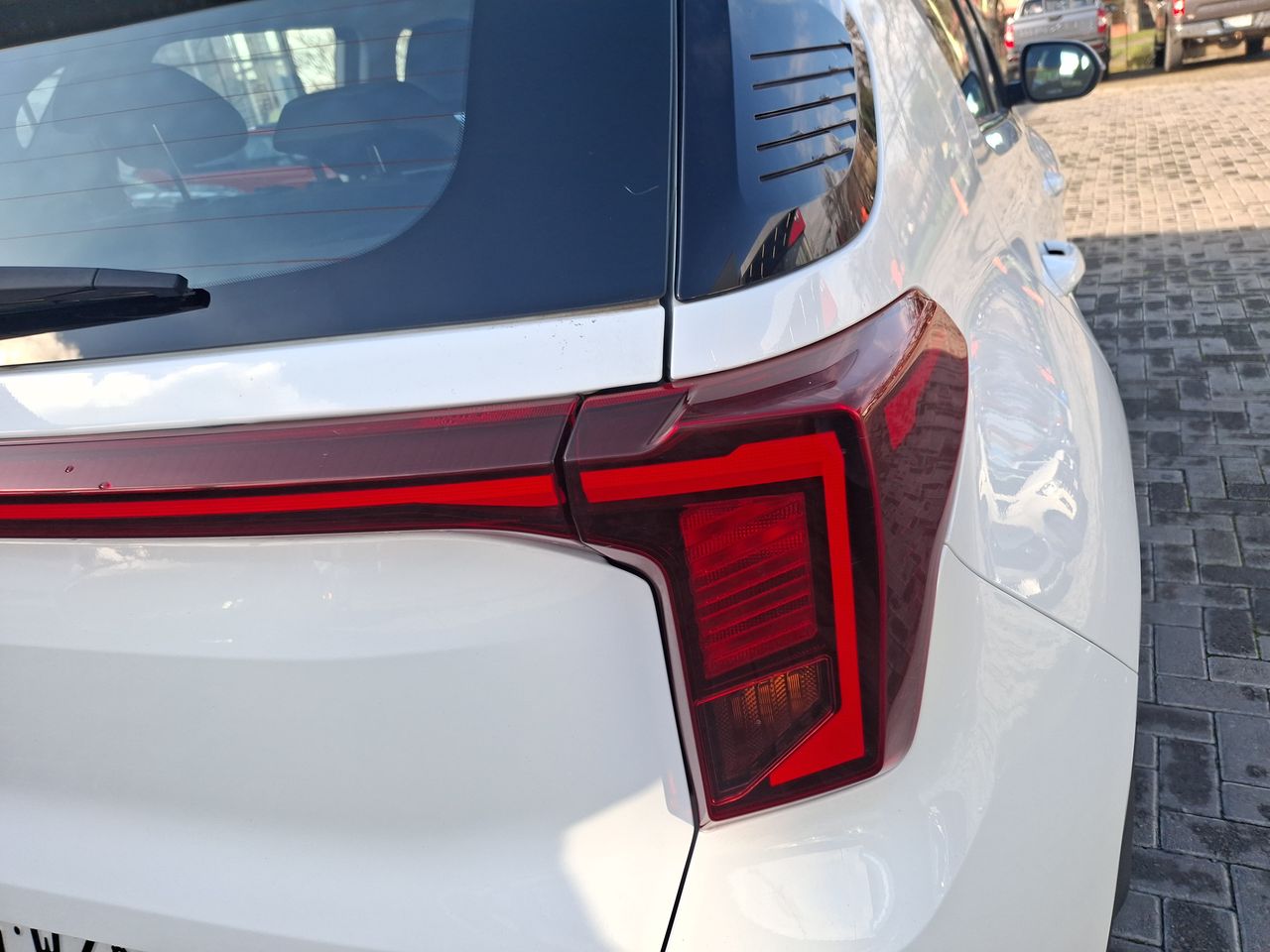 KIA - 12
