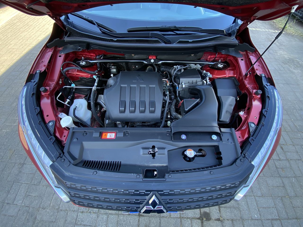 MITSUBISHI - 15