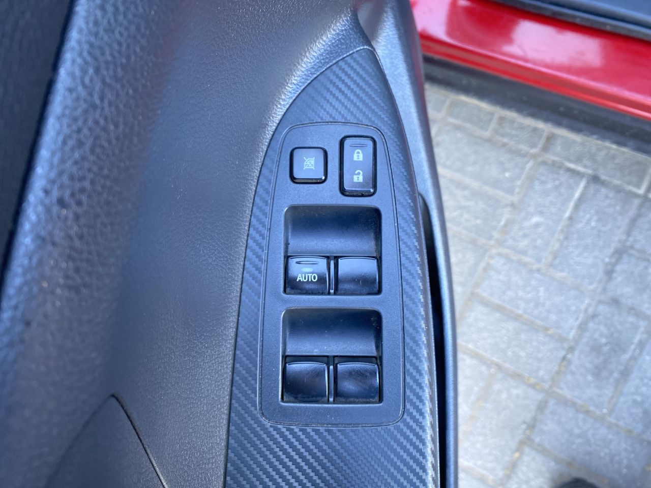 MITSUBISHI - 20