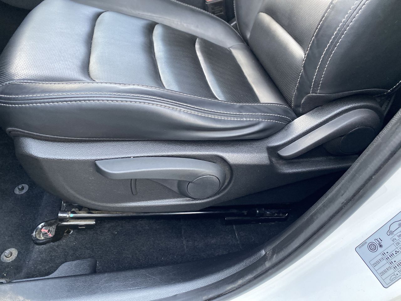 JAC Js8 — foto 16 de 28