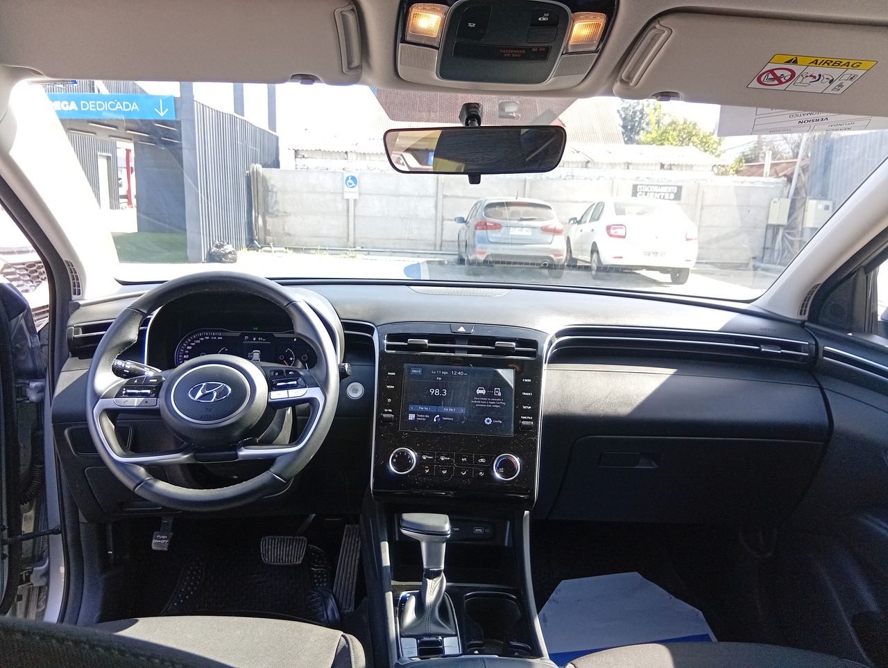 HYUNDAI - 30