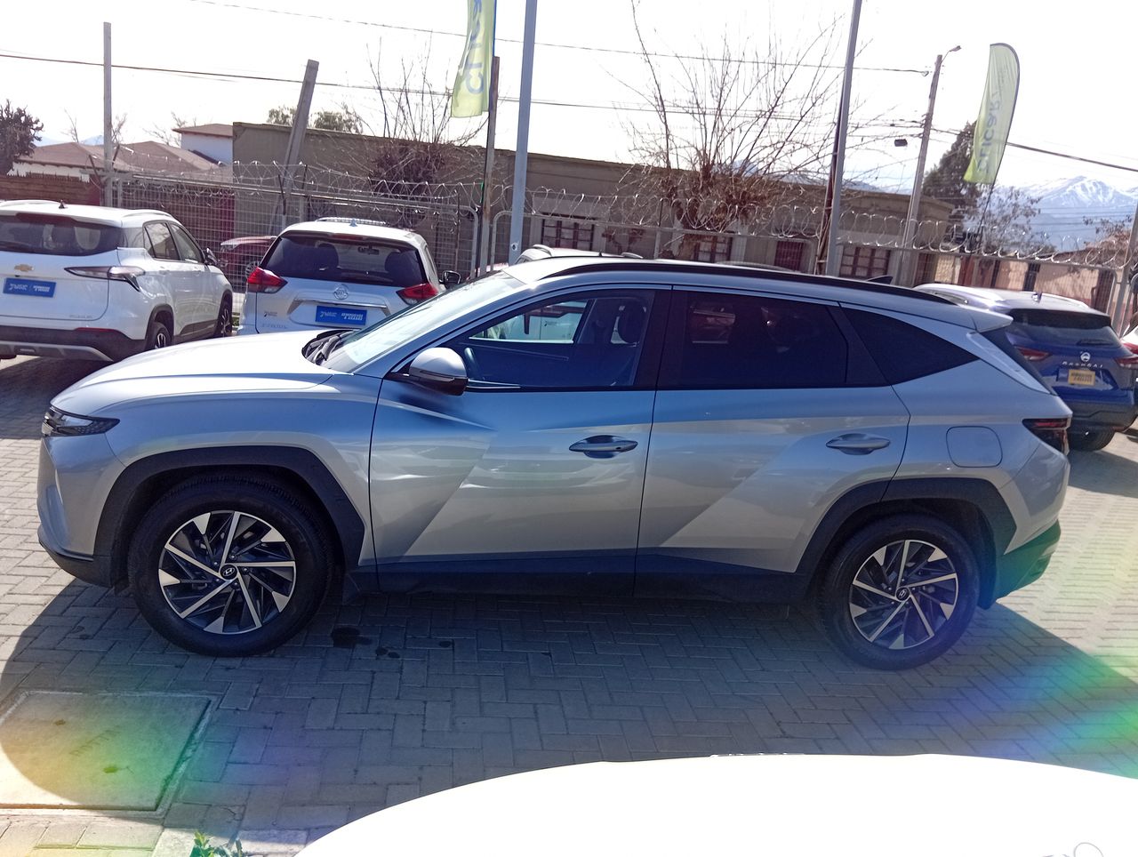 HYUNDAI - 4