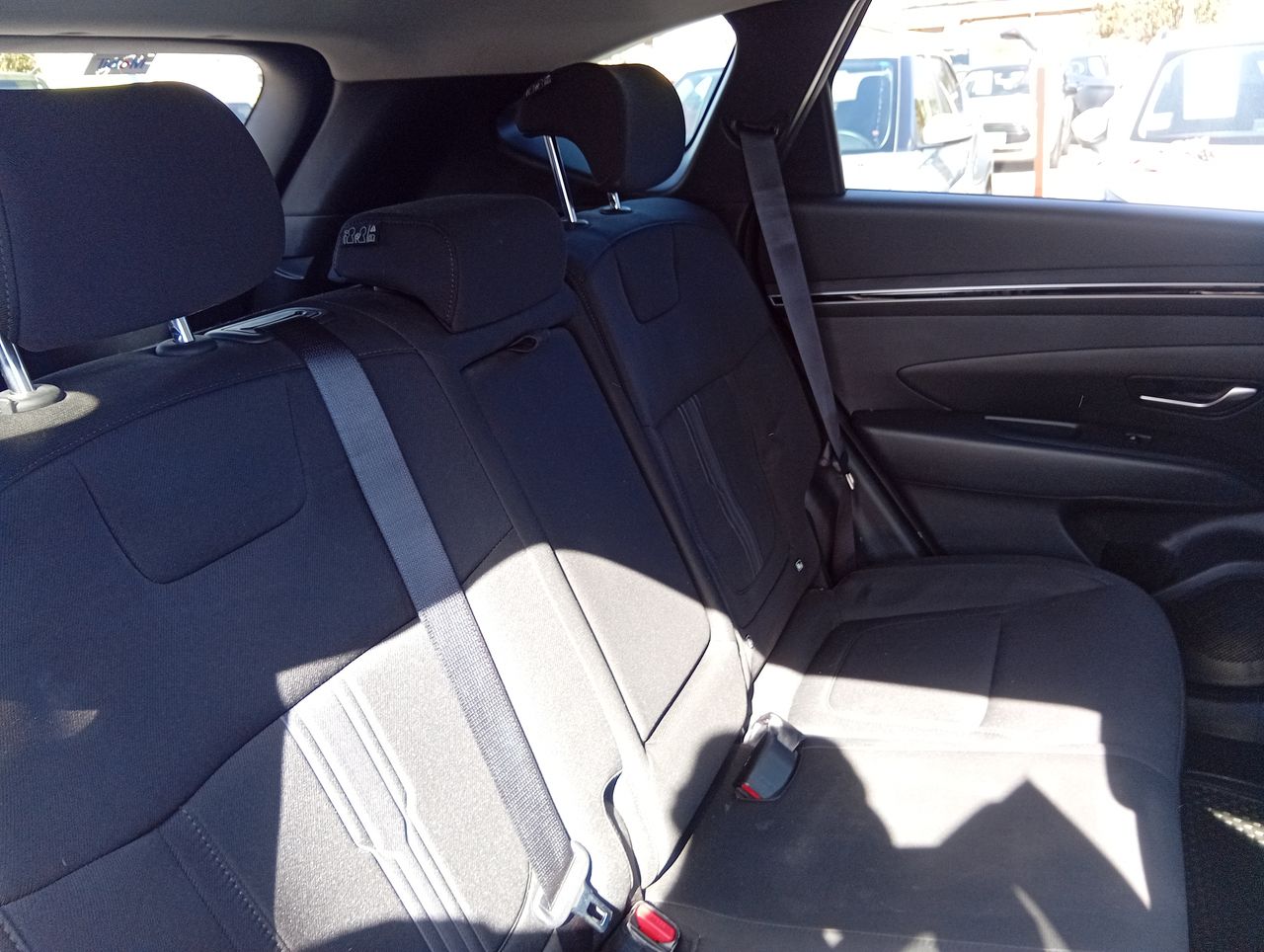 HYUNDAI - 13